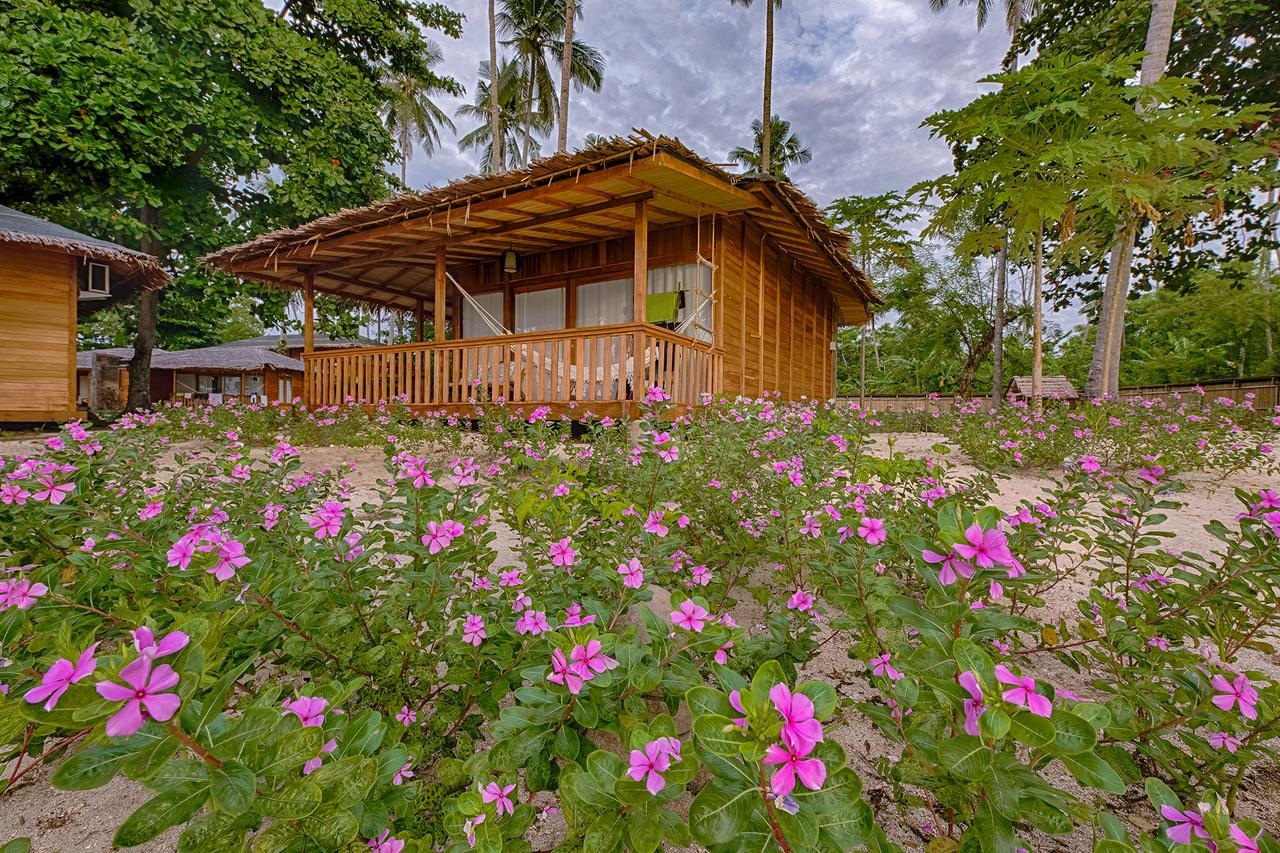 Kuda Laut Boutique Dive Resort Bunaken Eksteriør billede