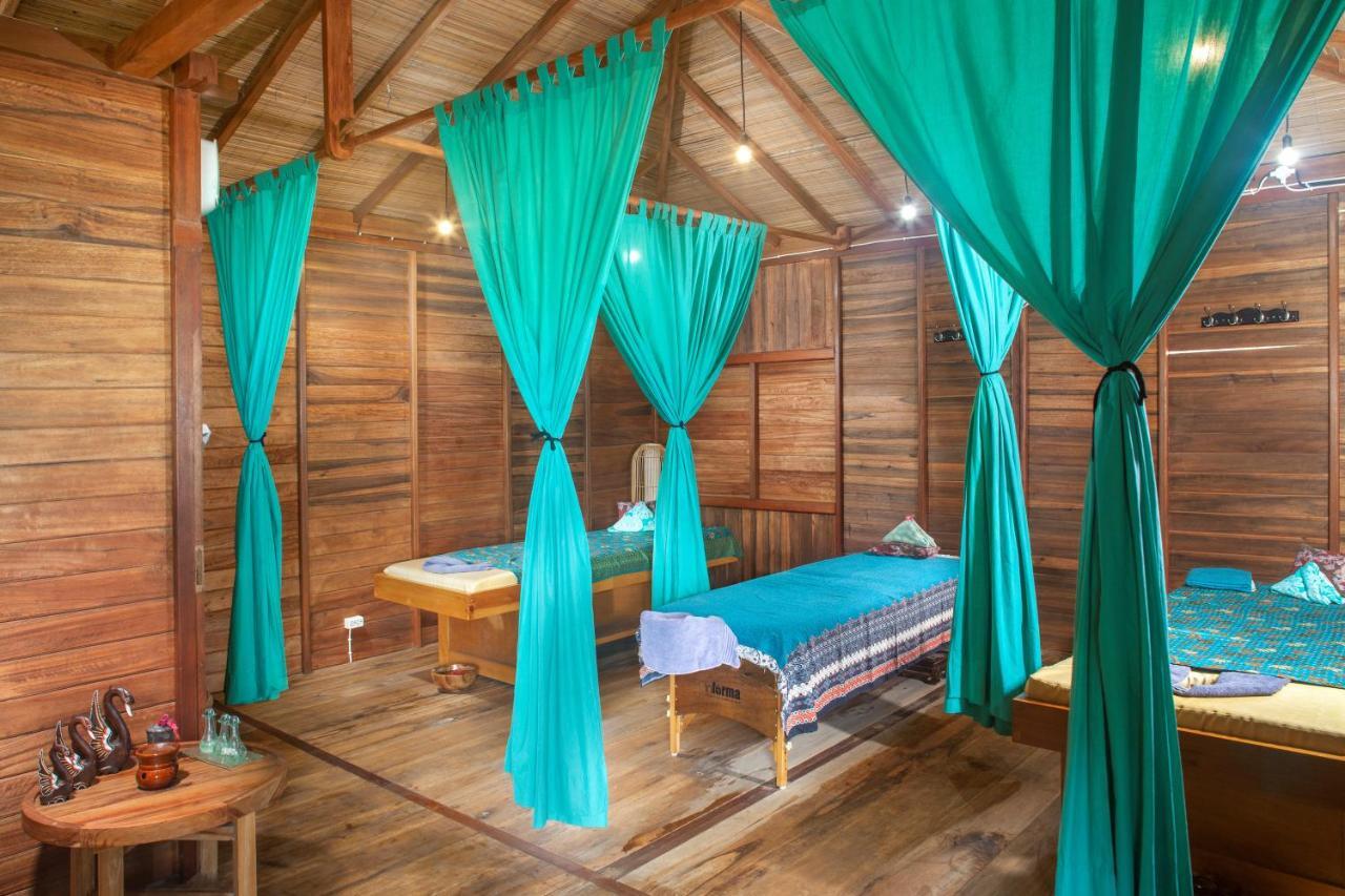 Kuda Laut Boutique Dive Resort Bunaken Eksteriør billede